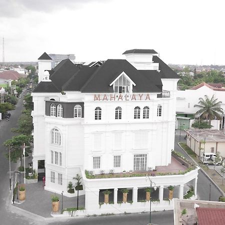 Mahalaya The Legacy Hotel Solo Dış mekan fotoğraf
